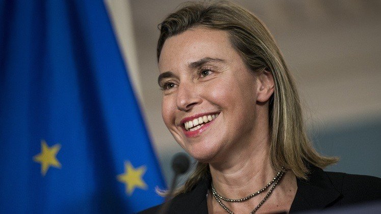 موغيريني تدعو إلى سحب الأسلحة الثقيلة من خطوط المواجهة شرق أوكرانيا