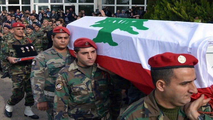 الجيش اللبناني يعلن مقتل 5  من جنوده في مواجهات مع متشددين