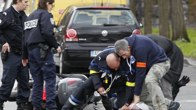 فرنسا: اعتقال 5 أشخاص للاشتباه في انتمائهم لمجموعات متطرفة