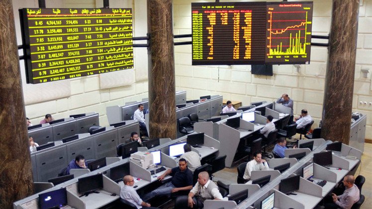 المؤشرات المصرية تنهي تعاملات الأسبوع على تباين 