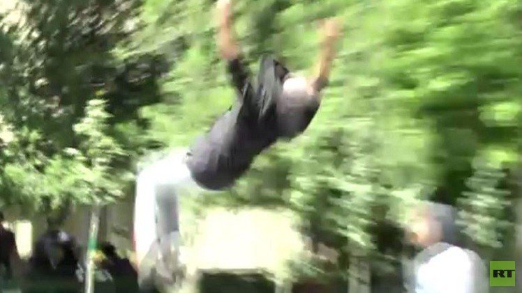 الباركور يخترق شوارع طهران