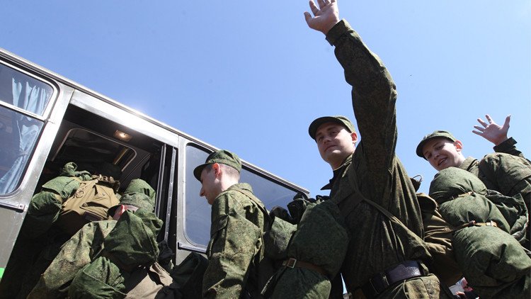 بوتين يمنح الأجانب حق الخدمة في الجيش الروسي