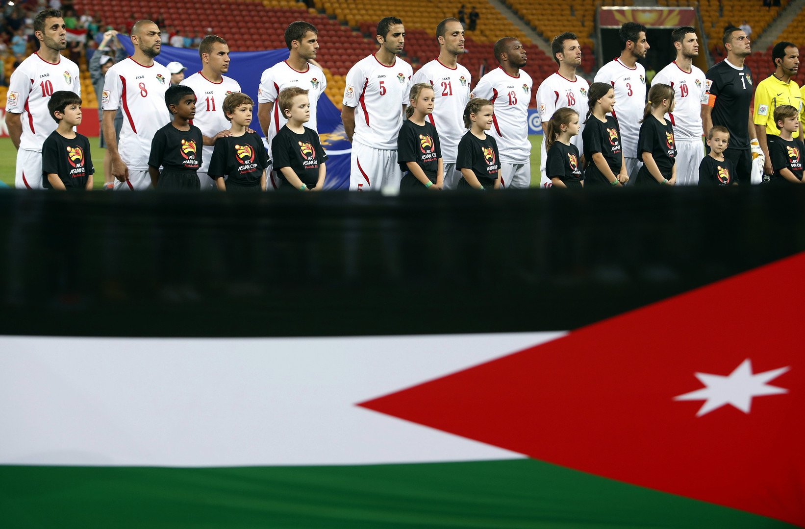 كأس آسيا.. تصفية حسابات معقدة بين اليابان والثلاثي العربي العراق والأردن وفلسطين 