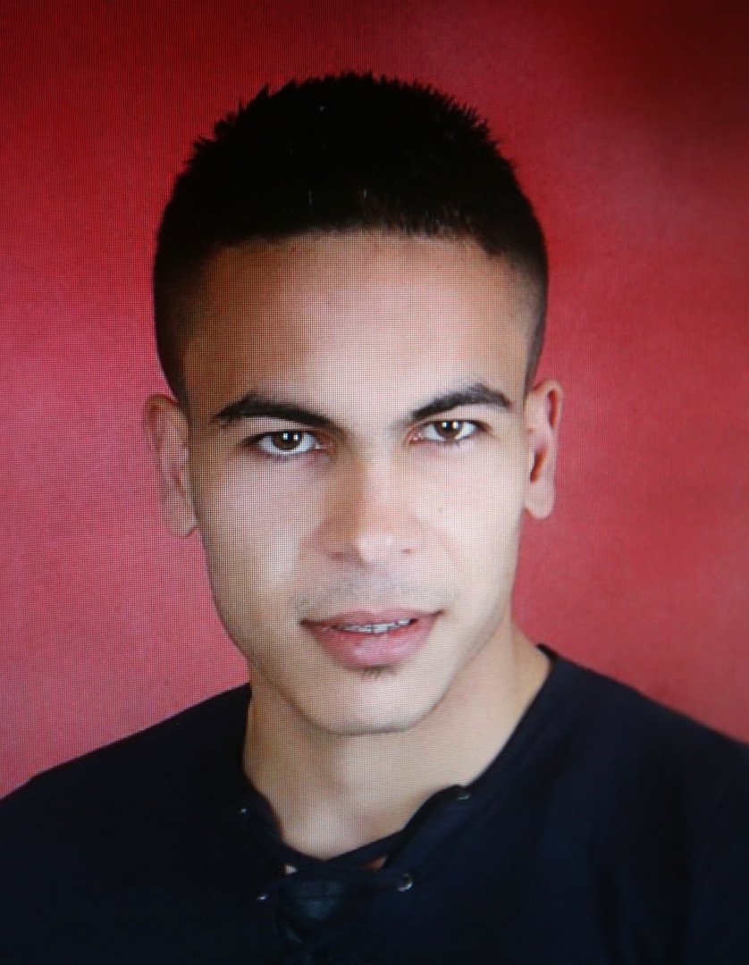 الشرطة الاسرائيلية تحدد هوية منفذ العملية ويدعى حمزة محمد حسن متروك (23 عاما)