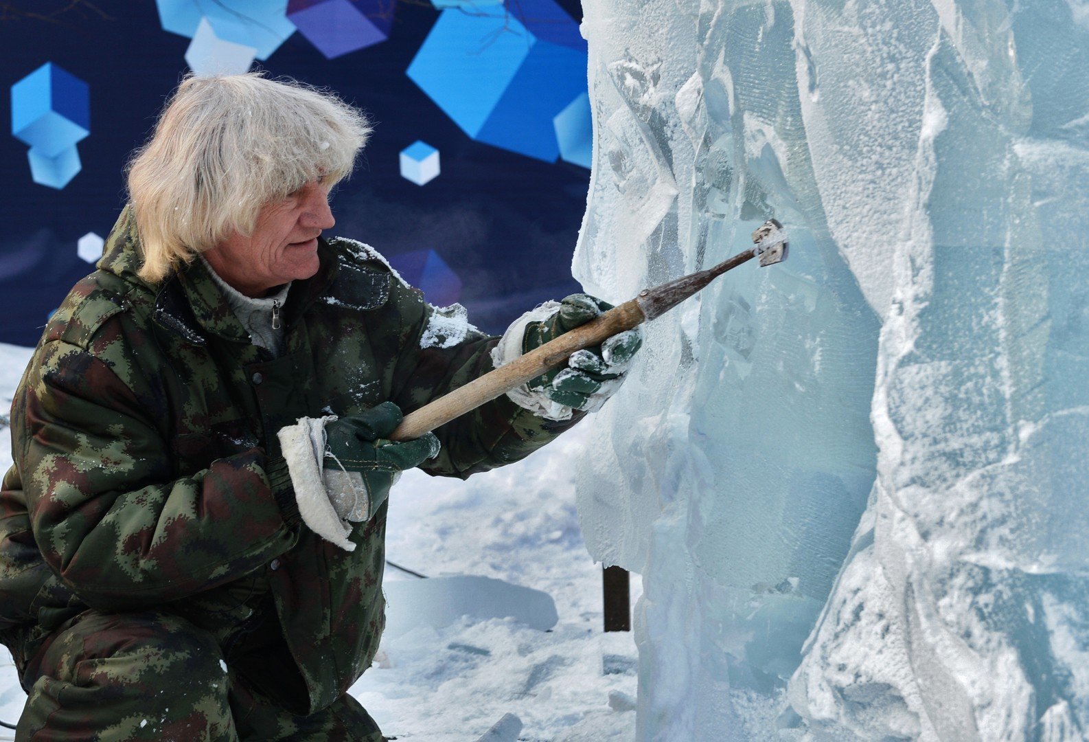 تماثيل الجليد في منتزه سوكولنيكي في موسكو