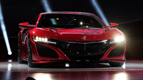 سيارة "إنس إس إكس" من شركة اكورا