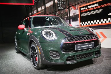 ميني جون كوبر الجديدة