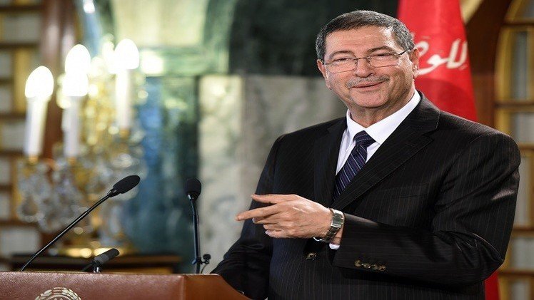البرلمان التونسي يرجئ للخميس منح الثقة لحكومة الصيد