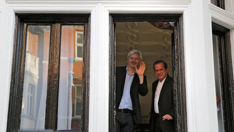 أسانج محور مفاوضات محتملة بين الإكوادور والسويد 