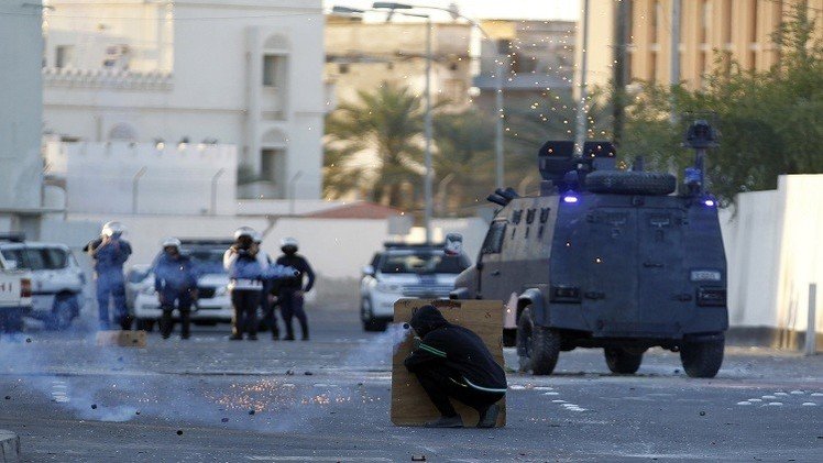 إصابة شرطيين في تفجير قرب المنامة
