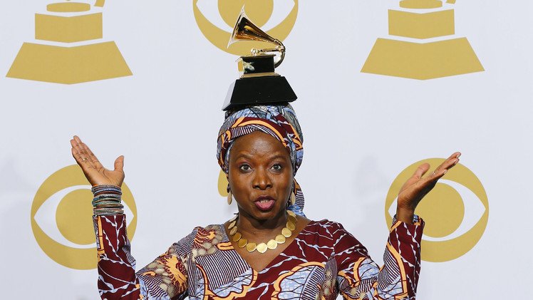 حفل توزيع جوائز الغرامي السابع والخمسون 