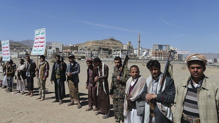 26 قتيلا في مواجهات باليمن ومجلس الأمن يعد قرارا يدعو الحوثيين لترك السلطة