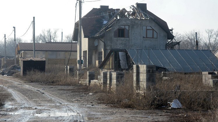 القوات الأوكرانية مستعدة لسحب الأسلحة الثقيلة لكن بعد قوات الدفاع