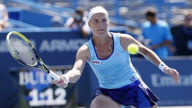 الروسية كوزنيتسوفا الى ثاني أدوار دبي للتنس