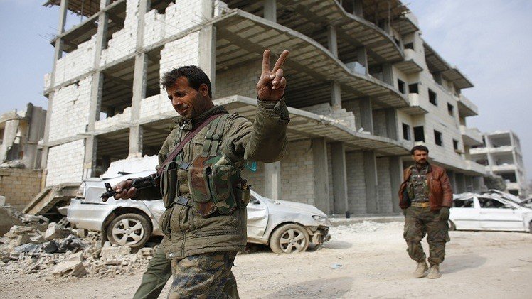 القوات الكردية تدخل محافظة الرقة وتقتل 35 عنصرا من 