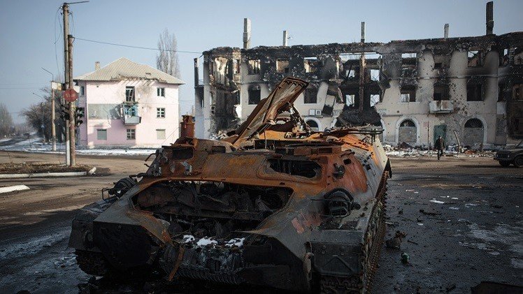 حكومة دونيتسك: القوات الأوكرانية قصفت مدينة غورليفكا بالمدافع