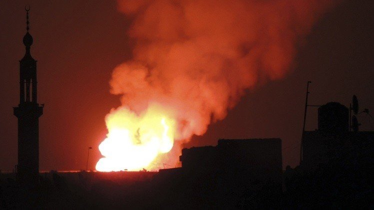 دمشق تغرق في الظلام بعد تفجير أنبوب للغاز جنوب المدينة على يد مسلحين