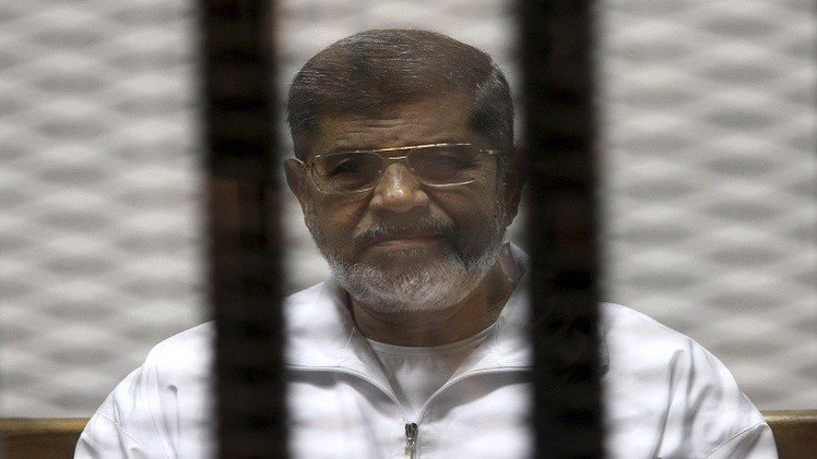 تأجيل محاكمة مرسي في قضية التخابر مع قطر