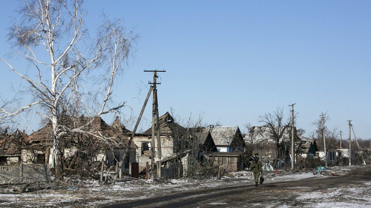 دونيتسك: مئات من قوات كييف تستسلم في ديبالتسيفو 