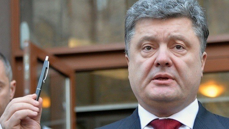 بوروشينكو يقترح إرسال قوات لحفظ السلام إلى أوكرانيا