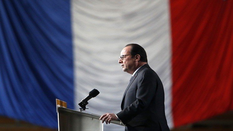 باسم الشفافية.. هولاند يكشف عن الترسانة النووية لفرنسا