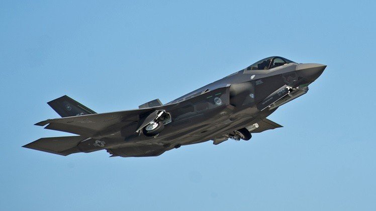 الولايات المتحدة تزود إسرائيل بمقاتلات F-35 وتحجبها عن دول الخليج