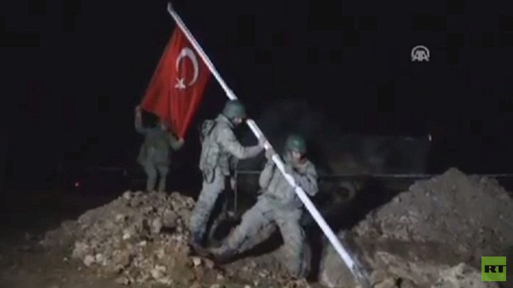 عملية عسكرية تركية داخل سوريا لإجلاء جنود من ضريح سليمان شاه 