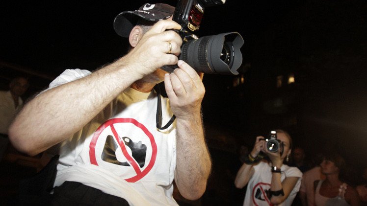 "مراسلون بلا حدود": تجريد وسائل الإعلام من الاعتماد في أوكرانيا بلا أساس