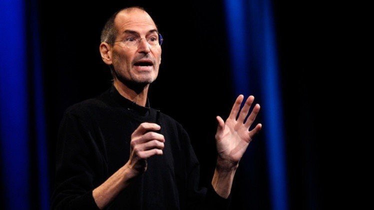 ستيف جوبز .. الحمصي الذي توفي يوم الأربعاء