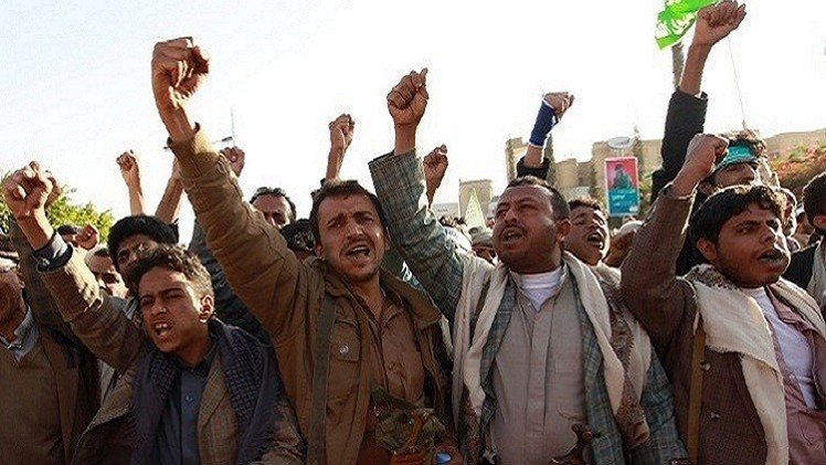 الحوثي: مغادرة هادي إلى عدن تعقد الأزمة