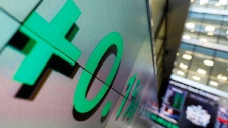 المؤشرات الأوروبية تتباين خلال تعاملات الجمعة 