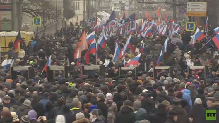  مسيرة الحداد على السياسي الروسي نيمتسوف في موسكو