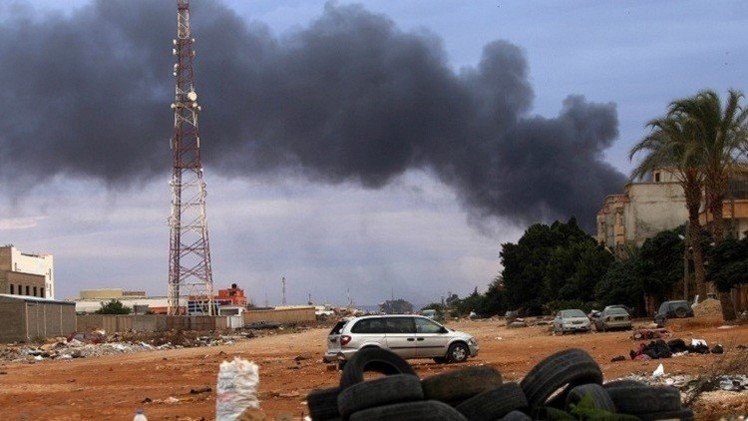  قتيلان و 20 جريحا جراء قصف عشوائي في بنغازي