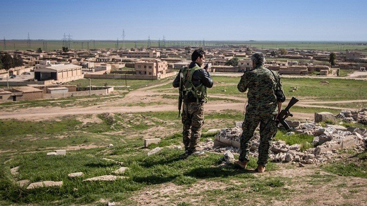 مواجهات منفصلة للقوات السورية والأكراد ضد تنظيم "داعش"