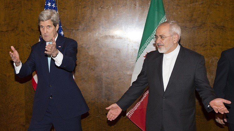 كيري وظريف يبحثان الملف النووي الإيراني في جنيف