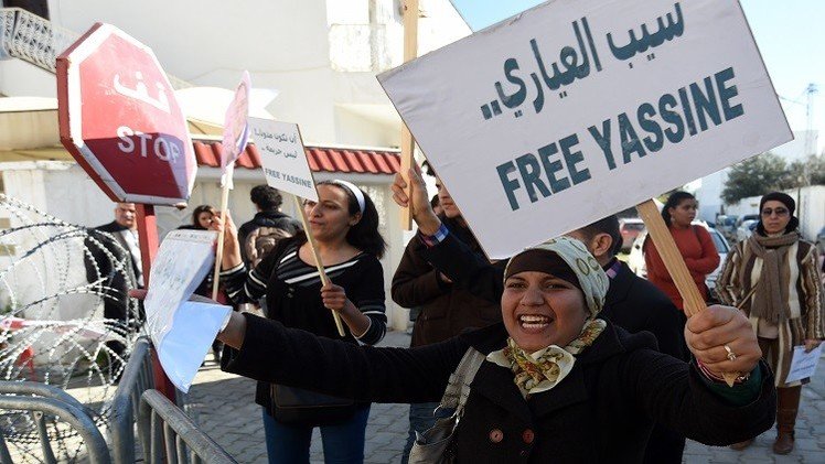 تخفيف حكم السجن على المدون التونسي ياسين العياري