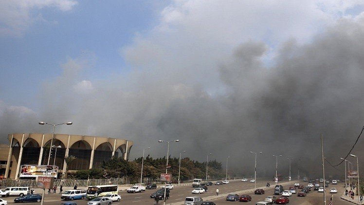 16 مصابا بحريق مركز للمؤتمرات في القاهرة