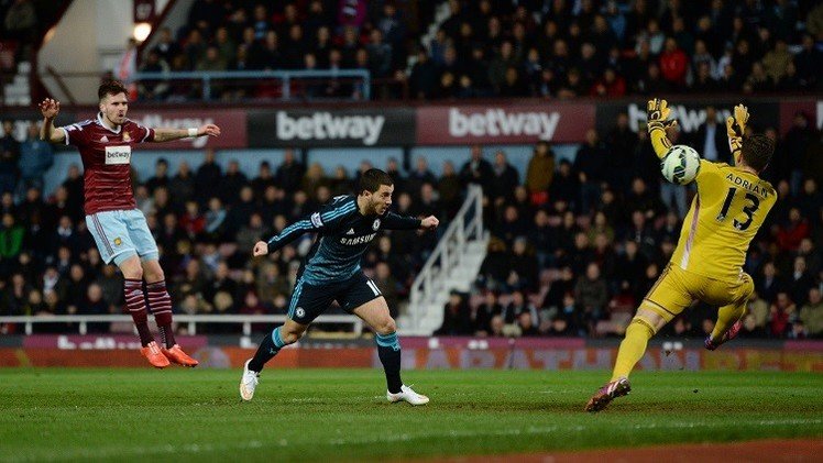 انتصار الكبار .. تشيلسي وقطبا مدينة مانشستر وأرسنال وليفربول في البريمير ليغ