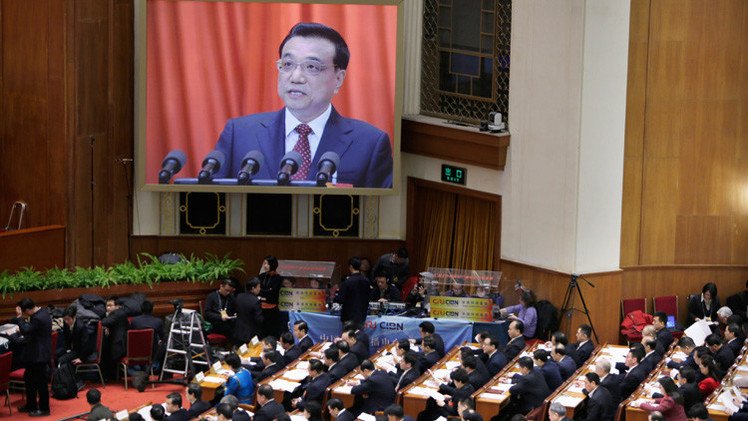 الصين تخفض نموها المستهدف لهذا العام إلى 7%