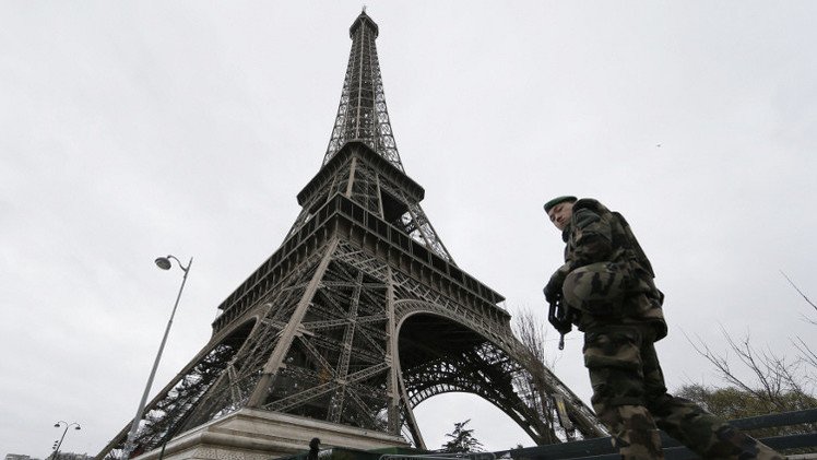 اعتقال 4 أشخاص على خلفية هجمات باريس 