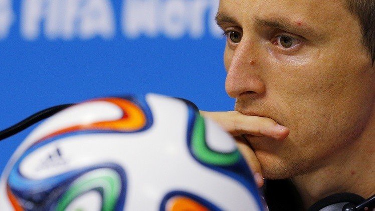 مودريتش يسابق الزمن للحاق بالكلاسيكو 