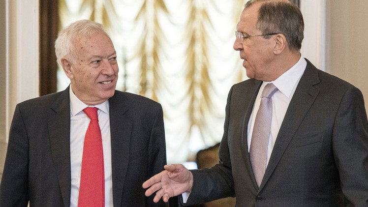 لافروف: الزمن وحده كفيل بحل مسألة العقوبات الغربية ضد روسيا