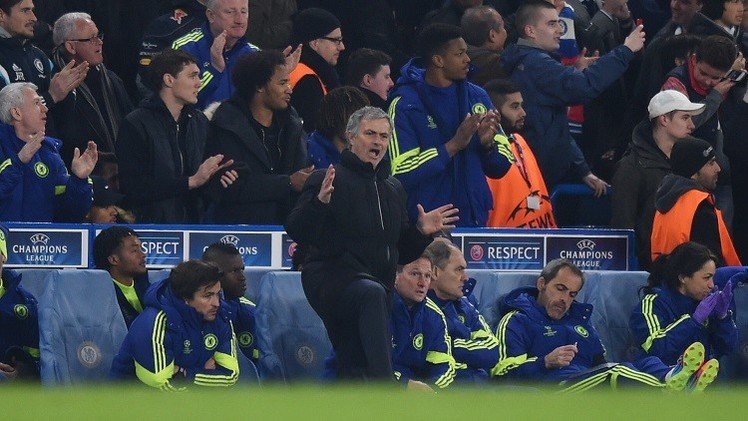 بالصور .. مورينيو يخرج من قطار دوري الأبطال