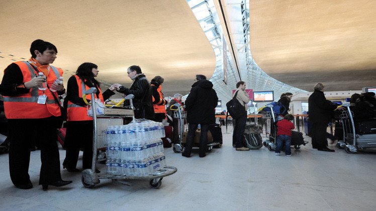 فرنسا ترغب بتشديد المراقبة في المطارات الأوروبية