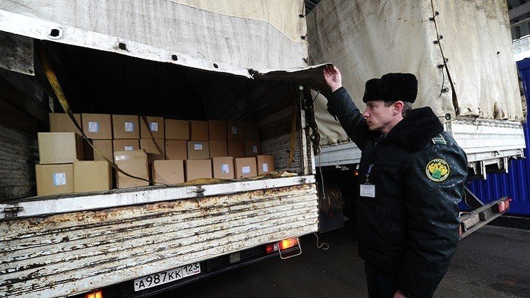 وصول قافلة مساعدات روسية إلى دونباس شرق أوكرانيا