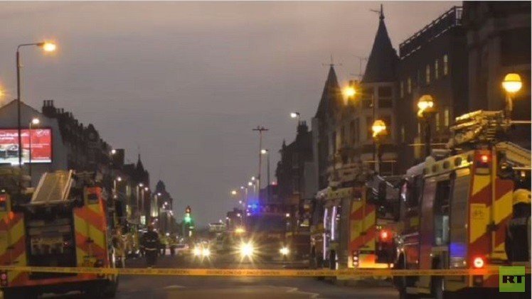 حريق كبير في مركز للفنون بلندن (فيديو)