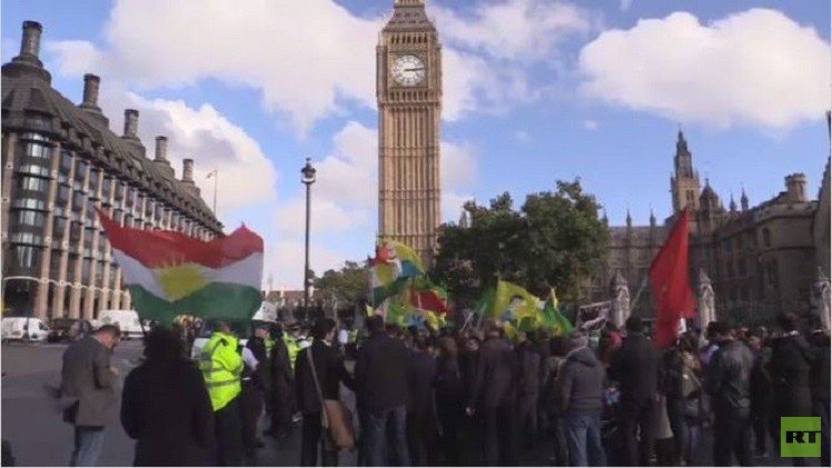 فيديو.. سيلهان أوزيليك أمام المحكمة لرغبتها في محاربة" داعش"