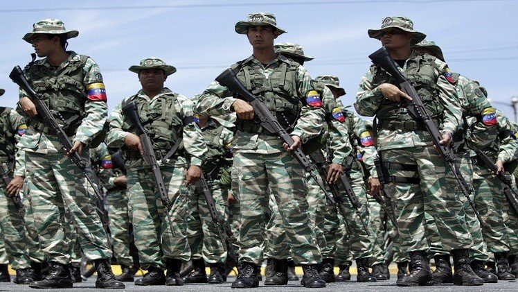 فنزويلا.. مناورات عسكرية واسعة بعد عقوبات واشنطن الجديدة