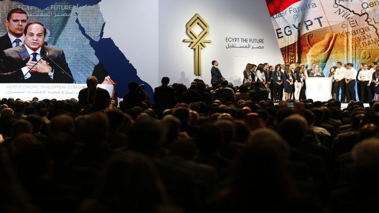 السيسي: نحتاج 300 مليار دولار للتنمية