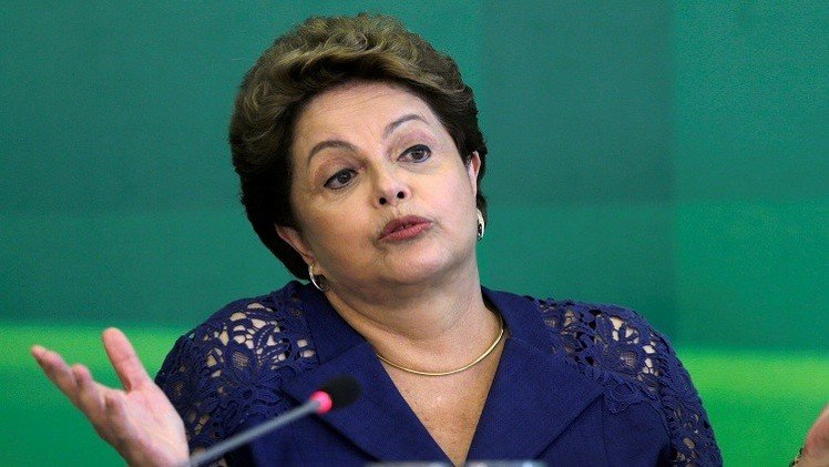 مظاهرات في البرازيل تطالب برحيل الرئيسة ديلما روسيف